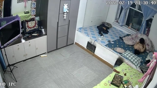 有希望的男人完整版【12-27】偷偷爬上了丈母娘的床舔丈母娘的无毛逼玩弄骚逼最后射了一肚子