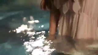 变态的家庭游戏变成了自慰比赛