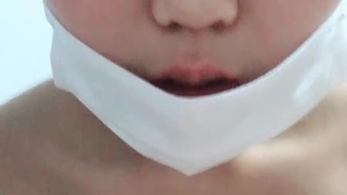 绿帽大神找单男操的粉嫩小女友自己在旁边看就喜欢这样的感觉