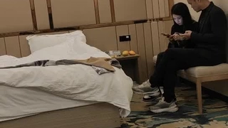前半段可爱，后半段淫荡