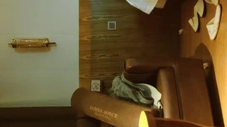闹完洞房操伴娘
