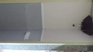 变态胖哥高价雇个女主虐待自己打出血了还要喝尿吃屎