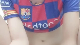 骑乘猛操巨乳女仆